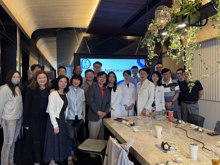 冷纖雷射 UltraClear 打開膚質管理新選項! 四季皮膚科攜手專家 揭露臨床突破 冷纖雷射 UltraClear 打開膚質管理新選項! 四季皮膚科攜手專家揭露臨床突破