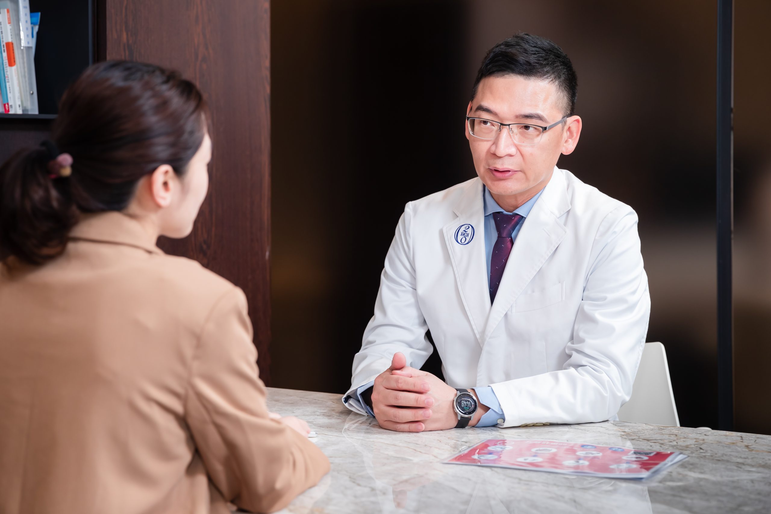 20skin四季診所施百潤醫師諮詢照